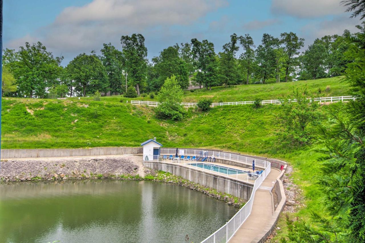 Breezy Lake Ozark Escape Dock, Slip And Pool! المظهر الخارجي الصورة