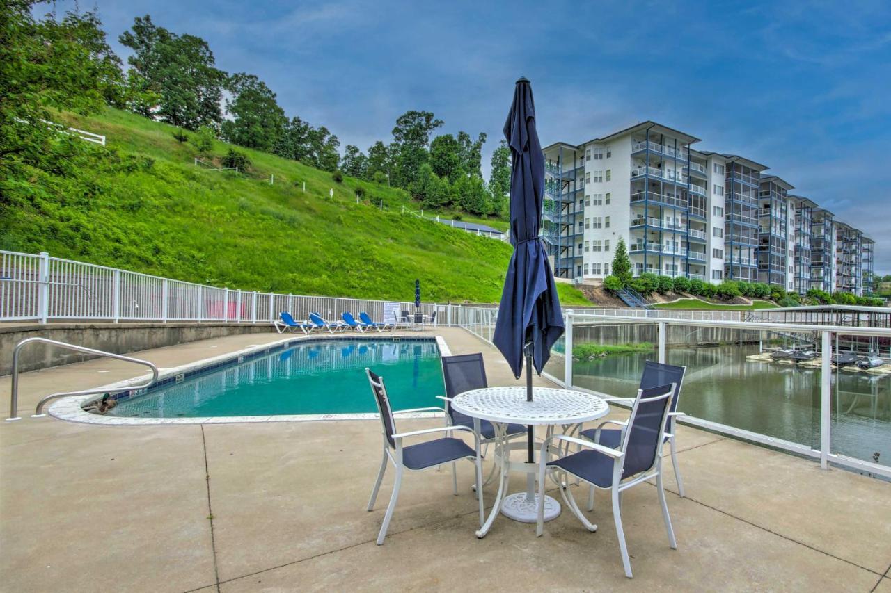 Breezy Lake Ozark Escape Dock, Slip And Pool! المظهر الخارجي الصورة